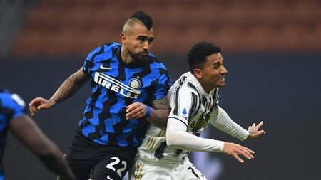 Scandal monstru, după derby-ul Inter-Juventus! Arturo Vidal a fost forțat să dezmintă că a sărutat emblema fostului său club: „A fost un gest de afecțiune pentru fratele meu Chiellini”