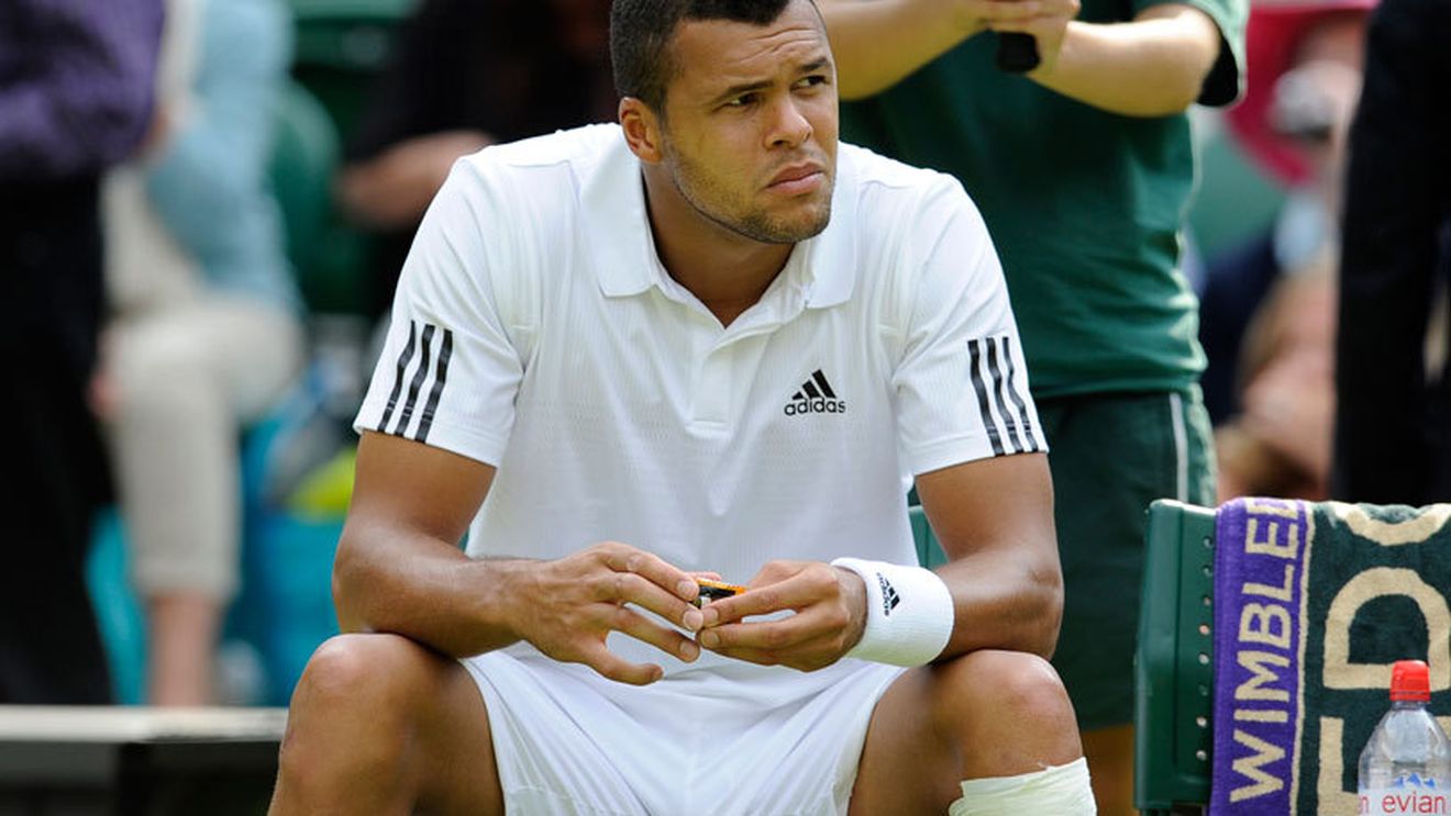 Jo-Wilfried Tsonga a abandonat în turul doi la Wimbledon
