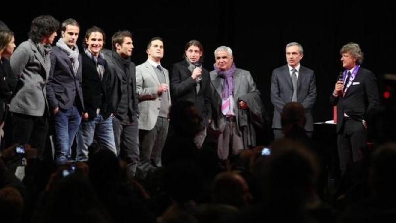 Mutu, la Antognoni's Day**: "Sper să port mereu cu onoare tricoul cu numărul 10"