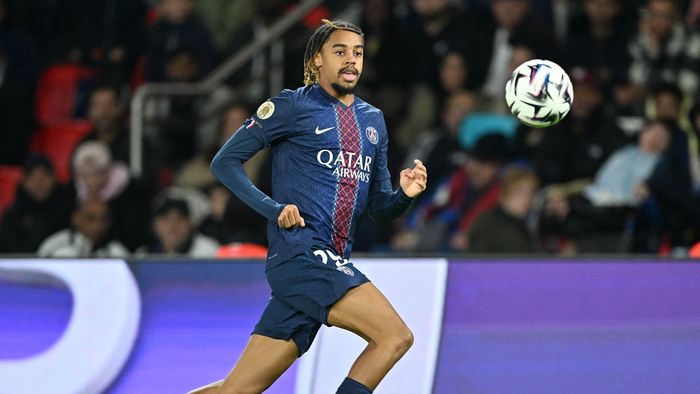 Nebunie în Premier League pentru transferul de 100.000.000 de euro al lui Bradley Barcola după ce PSG a ajuns la un acord cu Diomande!