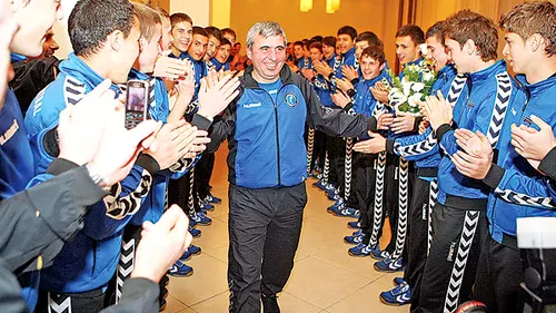 Hagi are un favorit surpriză în Liga I! Are 33 de ani și joacă la Dinamo:** 