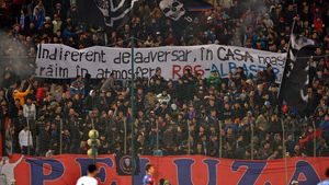 Spectacol, ironii și start întârziat cu cinci minute. Cele două galerii au făcut show în tribune