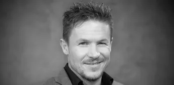 A murit Felix Baumgartner, celebrul sportiv austriac. Iubitul Mihaelei Rădulescu s-a prăbuşit cu parapanta în Italia
