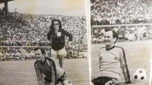 REMEMBER | Stela Popescu a fost înmormântată duminică. Artista, într-un episod savuros petrecut în anii '80 pe terenul de fotbal, cu Puiu Călinescu în genunchi și un "roșu" de poveste. "Am strigat spre cavalerul fluierului: 'Fără scenarii, tovarășă arbitră, fără scenarii!'" 