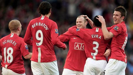 VIDEO / BerbaSHOW!** United a distrus-o pe Blackburn cu 7-1, Berbatov a dat 5!