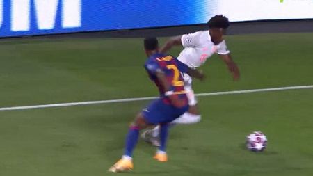 Barcelona nu a trăit așa coșmar în întreaga istorie! Kimmich a marcat golul 5, dar Alphonso Davies a fost eroul fazei. Cum l-a umilit pe Semedo | VIDEO