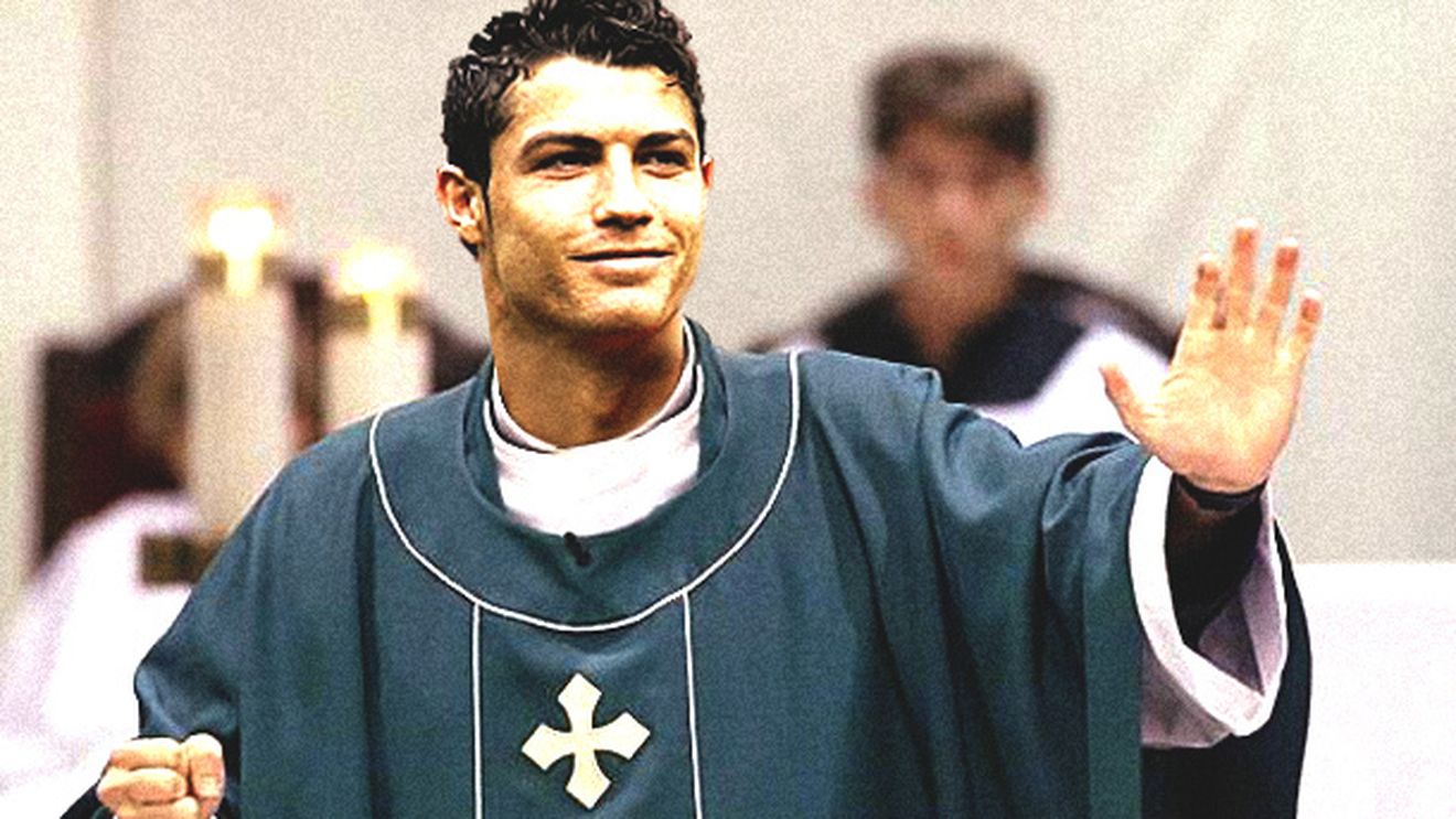Cristiano Ronaldo în sutană! Un preot dă în judecată Biserica: ** "Din cauza voastră mi-am ratat cariera la Manchester United" :)