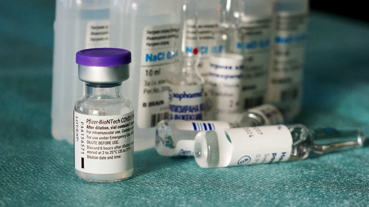 Mai mulți fotbaliști ai Belgiei refuză să se vaccineze împotriva COVID-19, după ce au aflat de posibilele efecte adverse ale serului de la Pfizer!