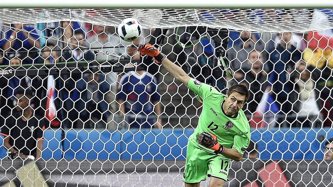 Tătărușanu, fără ocolișuri, după meciul cu Albania: "Asta a fost valoarea noastră... E o înfrângere rușinoasă, da! A fost și vina mea la gol, normal!"