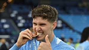 Manchester City a dat o nouă lovitură după transferul-record al lui Jack Grealish de la Aston Villa: John Stones a semnat noul contract!