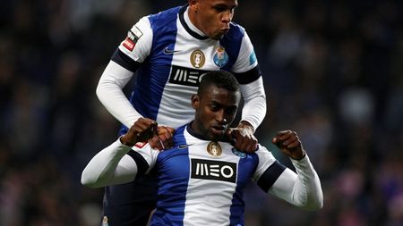 Drama trăită de Jackson Martinez! A avut lumea la picioare, apoi a făcut greșeala carierei, iar acum joacă la o echipă mediocră și e răpus de durerea fizică. Situația în care a ajuns la 32 de ani