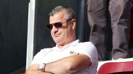 Nelu Varga e acuzat că finanța clanul interlop care teroriza România! Liderii grupării care aveau legătură cu patronul lui CFR Cluj au fost ridicați de la o petrecere, iar unul dintre ei avea 7 milioane de dolari într-un portofel electronic