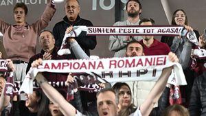 Dan Șucu, contrat de colaboratorul lui Mircea Lucescu! „O fură și cu Genoa și cu Rapid! Mi se pare că s-a întins prea mult”. EXCLUSIV