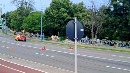 Șocant! Cursa auto de la Drobeta Turnu Severin s-a încheiat cu un accident grav! Organizatorii dau vina pe persoana vătămată! VIDEO