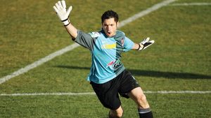 Dinamo negociază cu Eduard Stăncioiu