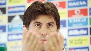 Lupescu vrea să dizolve Curtea de Arbitraj pentru Fotbal