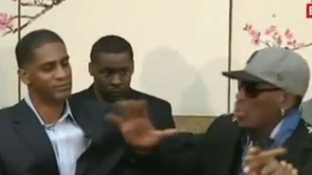 VIDEO: Dennis Rodman și-a ieșit din minți în direct la CNN! Reacția necontrolată a fostului star din NBA