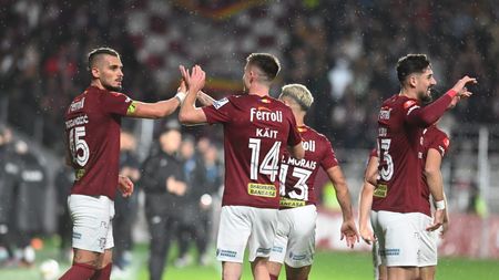 Ponturi pariuri pentru Universitatea Cluj – Rapid București, meciul care deschide etapa de Superligă (P)