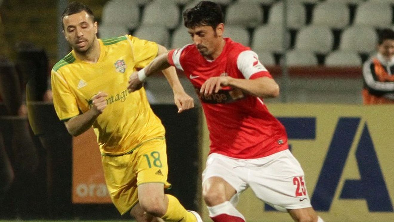 "La Steaua e problema, nu la Vaslui. El vrea să ajungă acolo" Porumboiu explică de ce întârzie transferul lui Sânmărtean