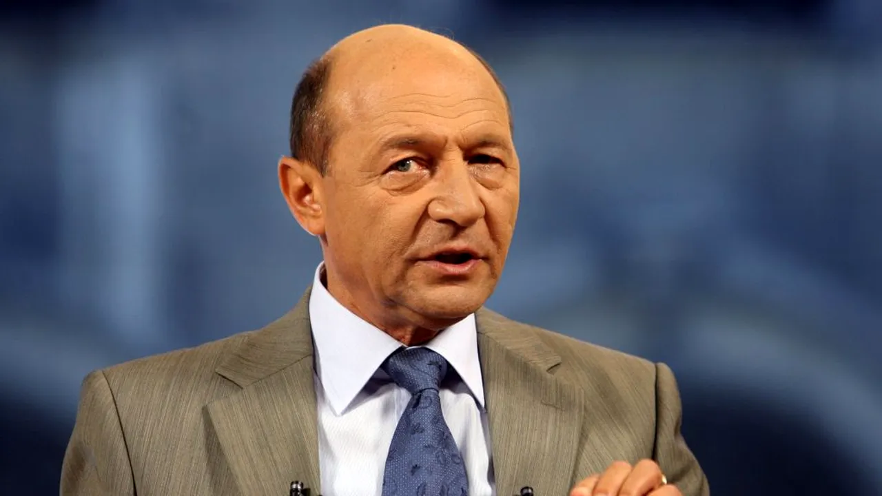 Traian Băsescu: 'E o gaură de miliarde!' Iminenţa concedierilor de la stat