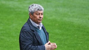 Mircea Lucescu a arbitrat disputa dintre Gică Hagi și Cosmin Contra: "Pe de o parte îi dau dreptate lui"