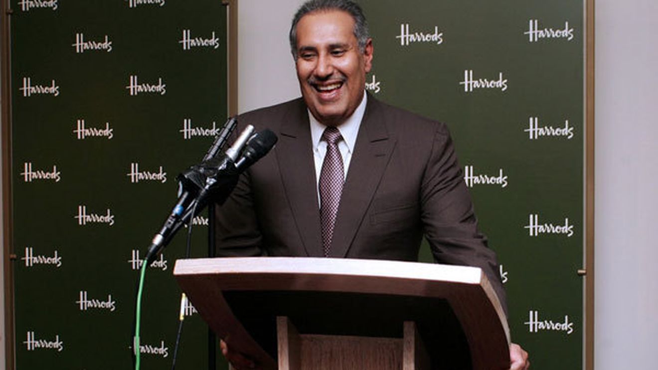 Prim-ministrul Qatarului pregătește o ofertă FABULOASĂ‚ pentru preluarea lui Man. UTD!** Promite investiții istorice