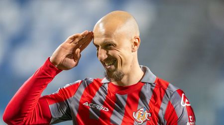 Gigi Becali, deranjat de atacurile specialiştilor împotriva lui Vlad Chiricheș şi de comparația cu Belodedici şi Popescu: "Se va distra în fotbalul nostru" | VIDEO EXCLUSIV ProSport Live