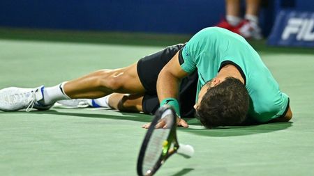 Gest violent pe terenul de tenis: „Aproape și-a decapitat adversarul!" Ce decizie a luat arbitrul de scaun | VIDEO