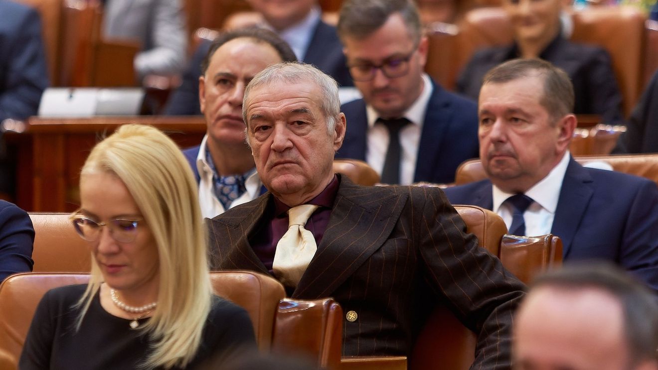 „Gigi Becali e un analfabet, știe să diferențieze oaia albă de cea neagră”. Atacat de Ion Cristoiu, miliardarul FCSB a reacționat violent: „E un idiot notoriu! Îl bat pe idiotul ăsta care nu are pereche”