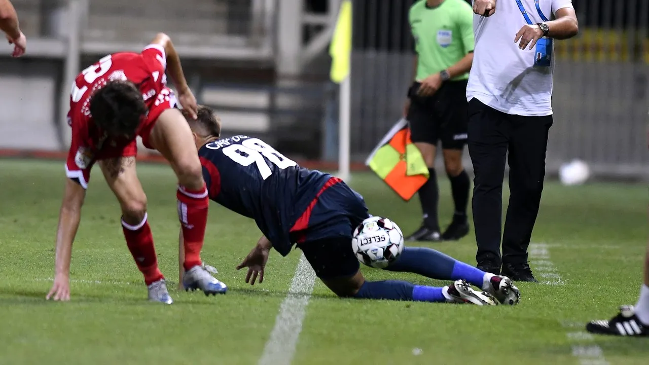 Debut de coșmar pentru Cosmin Contra pe banca lui Dinamo! Golul încasat de „câini” la sfârșitul primei reprize cu Chindia | FOTO