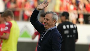 UTA a adus un internațional congolez! Mircea Rednic, transferuri pe bandă rulantă