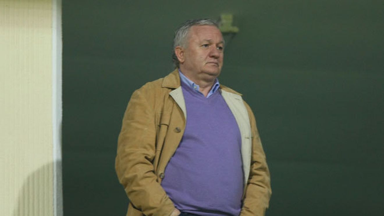 Porumboiu e bucuros că își poate folosi toate armele:** "Luchin e doar începutul! Mai aduc doi jucători IMPORTANȚI"