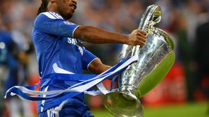 Iei Liga, cucerești TOT!** Succesul lui Chelsea a făcut ca anul excepțional al lui Tottenham și al Valenciei să nu conteze