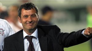 Bratu: 'Nu am vorbit cu Rednic, nu plec la Khazar!'** VEZI ce jucători a luat 'Puriul' din Liga 1