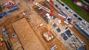 Acționarul lui Dinamo a cumpărat, în asociere, un teren cu 8.000.000 de euro. Va construi 450 de apartamente într-un complex rezidențial din Pipera, unde trebuia inițial să fie un spital