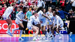 Franța e noua campioană mondială la handbal feminin! Lena Grandveau, o jucătoare de 20 de ani, eroină în fața Norvegiei