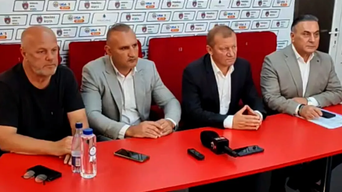 Primarul Reșiței i-a prezentat pe noii conducători ai ACSM Reșița și a dat asigurări de susținere financiară: ”Cu toții, reșițenii și cărășenii din Banatul de munte, ne dorim reconstrucția”