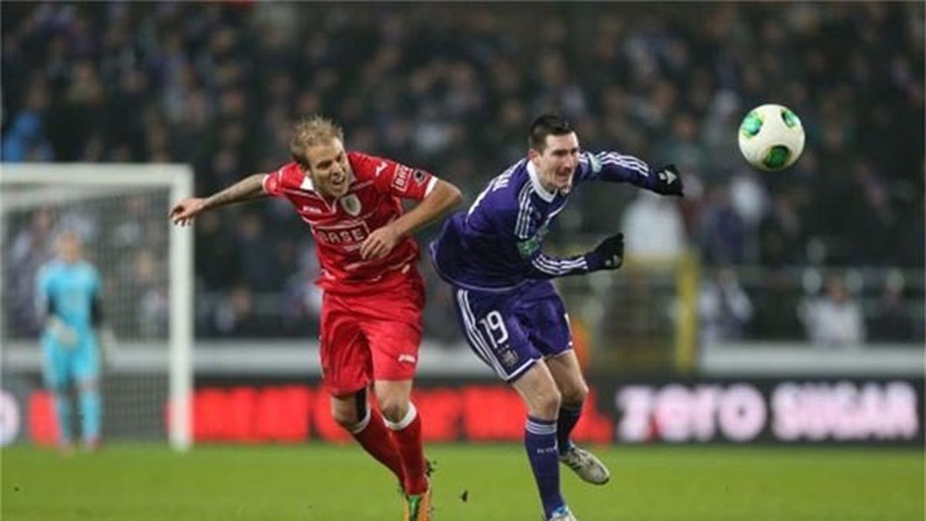 Decizie radicală a unui jucător al lui Anderlecht după remiza cu Liege-ul lui Rednic!** FOTO "După 3 luni am decis s-o fac"