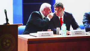 "Atentat" la selecționer!** Cine va deține controlul în fotbalul românesc?