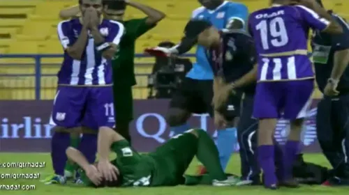VIDEO – Accidentare îngrozitoare pe un teren de fotbal! Ceilalți jucători nu-l puteau privi fără să-și pună mâinile în cap