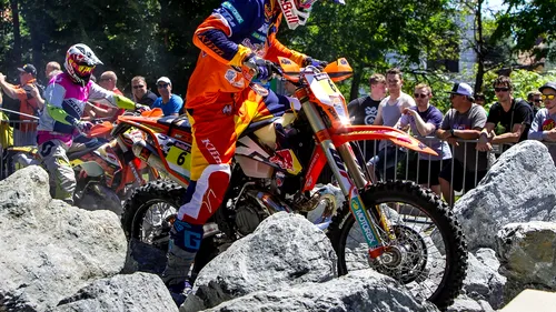 Red Bull Romaniacs începe tare, cu cel mai dur prolog din seria mondială de hard-enduro. Pentru 