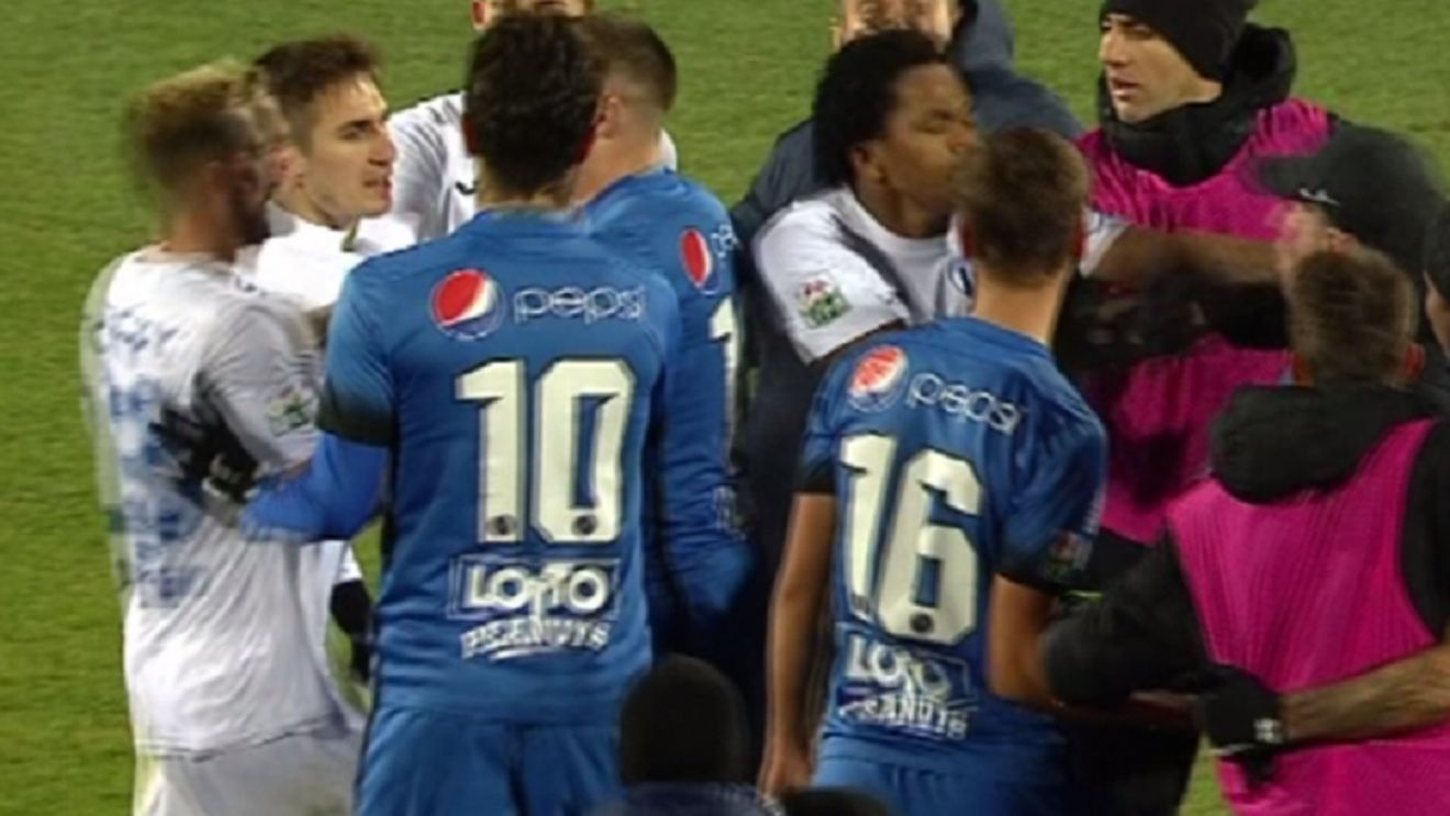 Urmările scandalului de la finalul meciului Viitorul - CS U Craiova: suspendări drastice pentru fotbaliștii implicați în incident. Oltenii se pregătesc de recurs