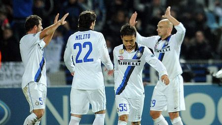 S-au epuizat biletele! Pe jucătorii lui Inter îi așteaptă un adevărat vulcan sub "Pietricica"!** Doar 52 de fani pentru elevii lui Stramaccioni