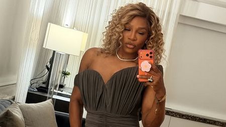 Serena Williams a câștigat 40.000.000 de dolari în afara terenului, în 2026. Imperiul financiar al rivalei Simonei Halep depășește 350.000.000 de dolari