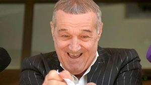 Mutare de ultimă oră în acționariatul FCSB! Gigi Becali a „pompat” 2.25 milioane € în capitalul social al firmei care deține clubul! Îl îndepărtează și mai mult pe Vasi Geambazi | DOCUMENT EXCLUSIV