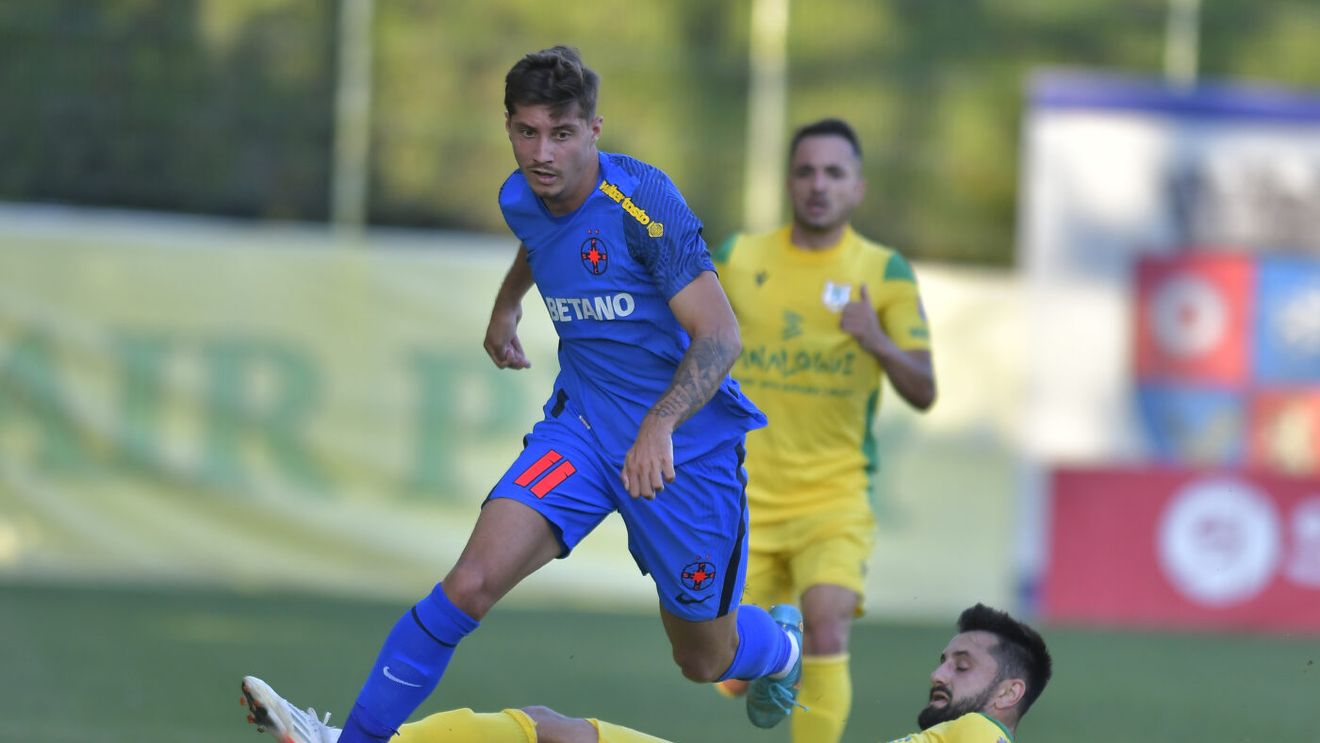 Lovitură grea pentru FCSB! David Miculescu a suferit o accidentare serioasă. Ce s-a întâmplat cu noua vedetă a roș-albaștrilor