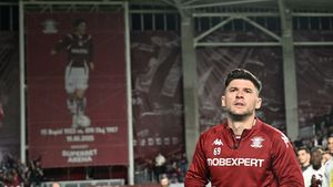 Veste bombă după scandalurile de la Rapid: Cristi Săpunaru e aproape să semneze cu alt club din Superliga! „Se mută acolo nucleul dur”