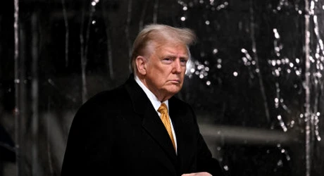 Trump va cere statelor membre NATO să crească cheltuielile pentru apărare la 5% din PIB. FT: Intenţionează să continue să furnizeze ajutor militar Ucrainei.