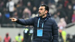 Grecii anunță că forțele Olympiacos, AEK, PAOK și Panathinaikos vor să-l oferteze pe Elias Charalambous. Cum poate rămâne Gigi Becali fără omul-cheie de la FCSB, chiar înainte de preliminariile Champions League