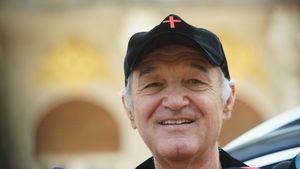 Cum ar fi făcut, de fapt, avere tatăl lui Gigi Becali pe vremea comuniștilor. Un hoț celebru demontează și mitul poreclei „Țânțaru'” pe care miliardarul din Pipera ar fi avut-o în tinerețe